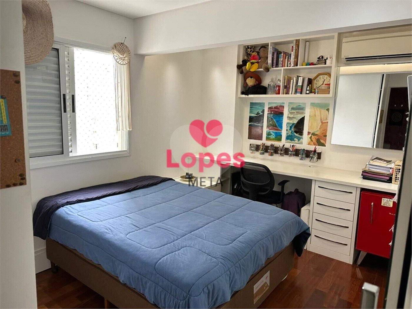 Apartamento à venda com 3 quartos, sendo 2 suítes, em Parque Residencial Aquarius, São José dos Campos, SP