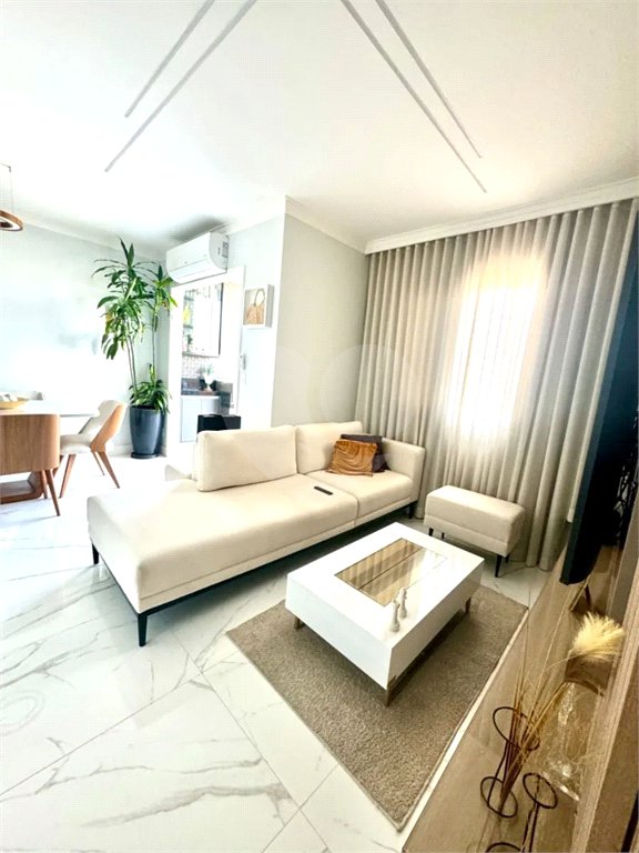 Apartamento à venda com 2 quartos, sendo 1 suíte,  em Cerâmica, São Caetano do Sul, SP