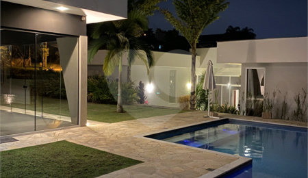 Casa à venda com 3 suítes no condomínio Jardim Primavera, Louveira - SP