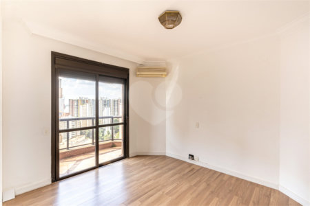 Apartamento à venda com 4 quartos, sendo 3 suítes, em Vila Andrade, São Paulo, SP