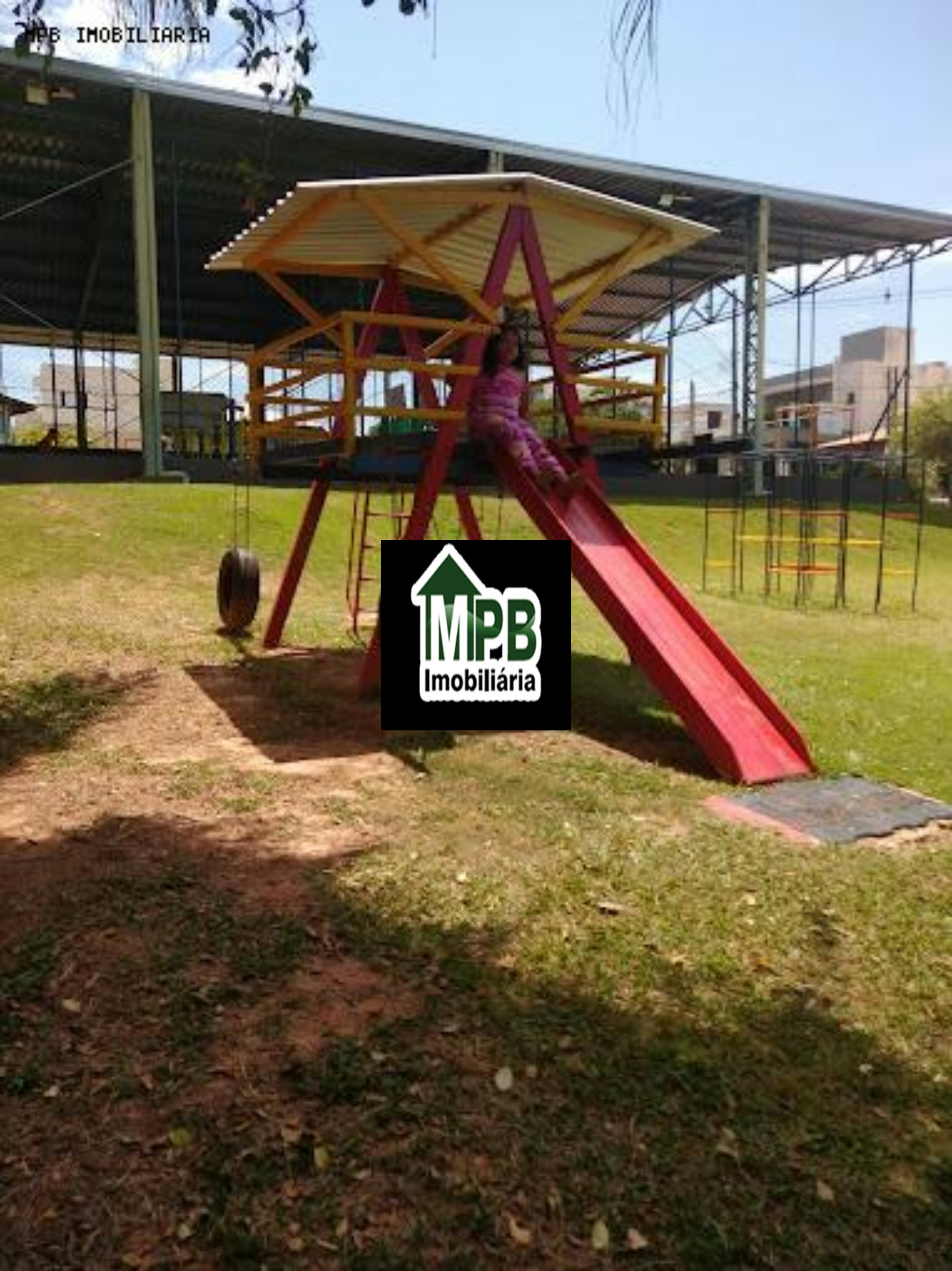Casa à venda com 2 quartos, sendo 1 suíte,  no condomínio Horto Florestal 2, Sorocaba - SP
