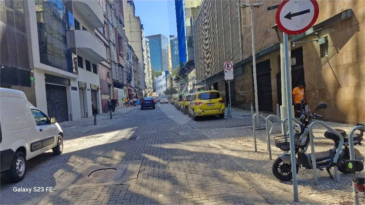 Sala à venda ou para alugar no Centro, Rio de Janeiro, RJ