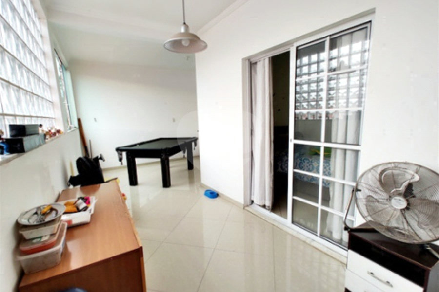 Sobrado à venda com 3 quartos, sendo 1 suíte, em Conjunto Residencial Vista Verde, São Paulo, SP