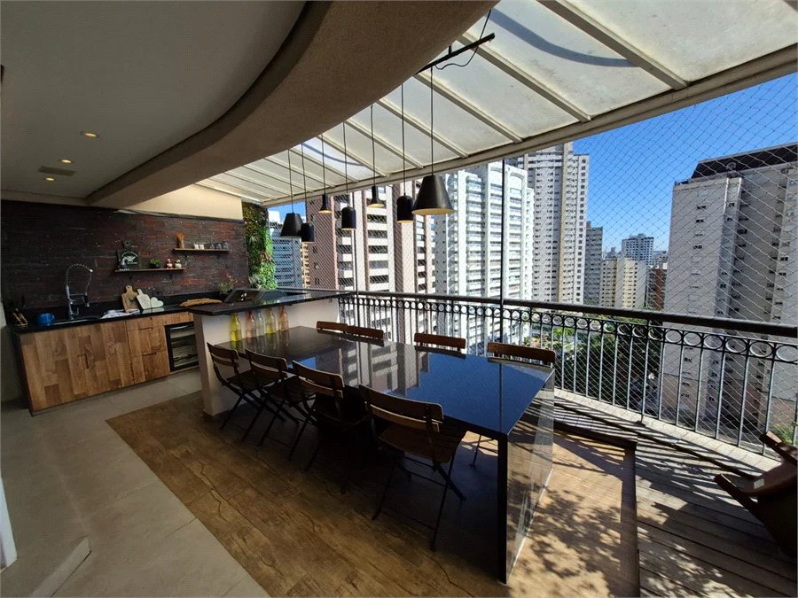 Cobertura à venda com 3 suítes em Vila Suzana, São Paulo, SP