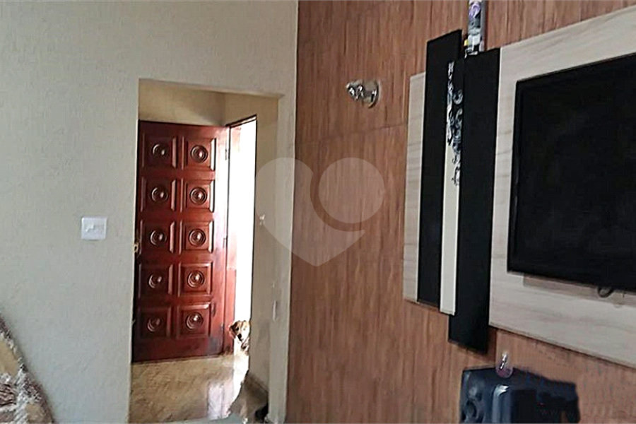 Sobrado à venda com 4 quartos, sendo 3 suítes, em Vila Nova Cachoeirinha, São Paulo, SP