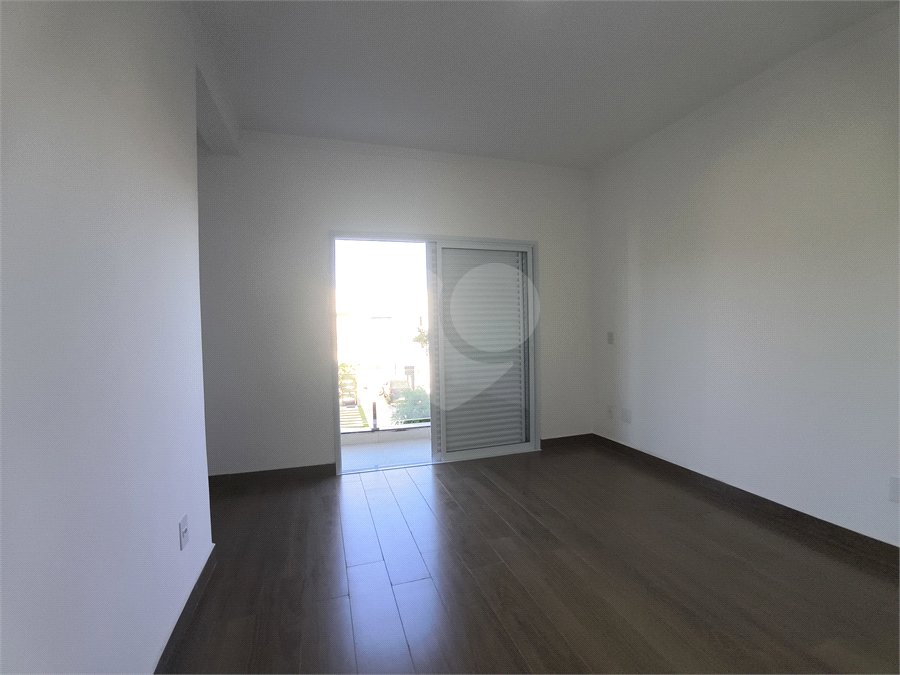 Casa à venda com 3 suítes no condomínio Terras de São Francisco, Sorocaba - SP
