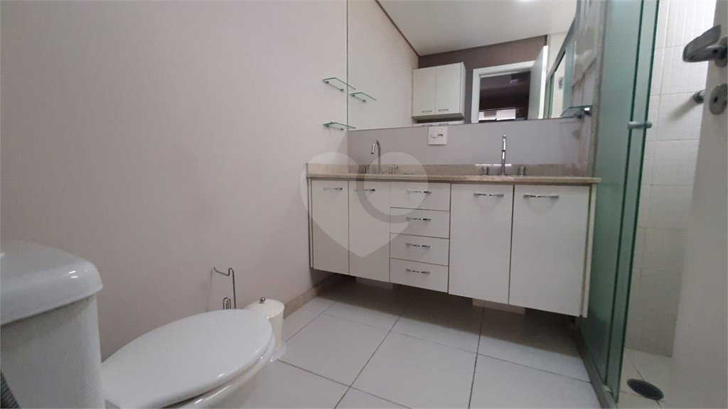Apartamento à venda com 3 suítes em Jardim Marajoara, São Paulo, SP