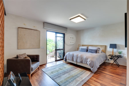 Casa à venda com 3 suítes em Alto da Boa Vista, São Paulo, SP