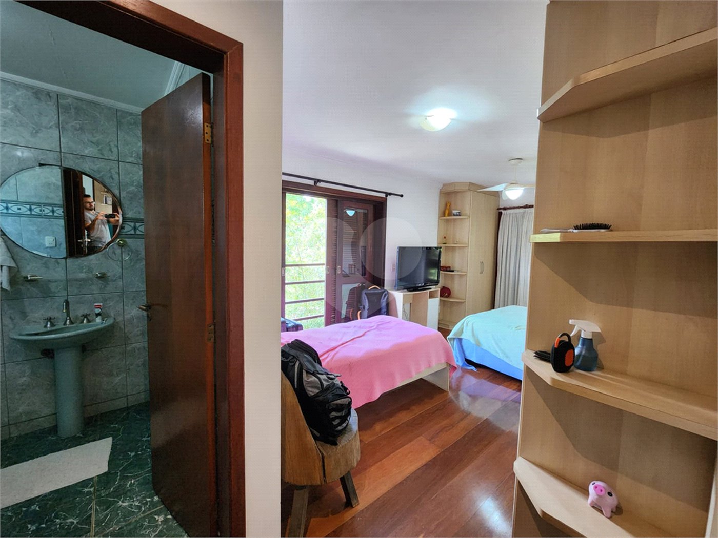 Casa à venda com 5 suítes no condomínio Suíça da Cantareira, Mairiporã - SP