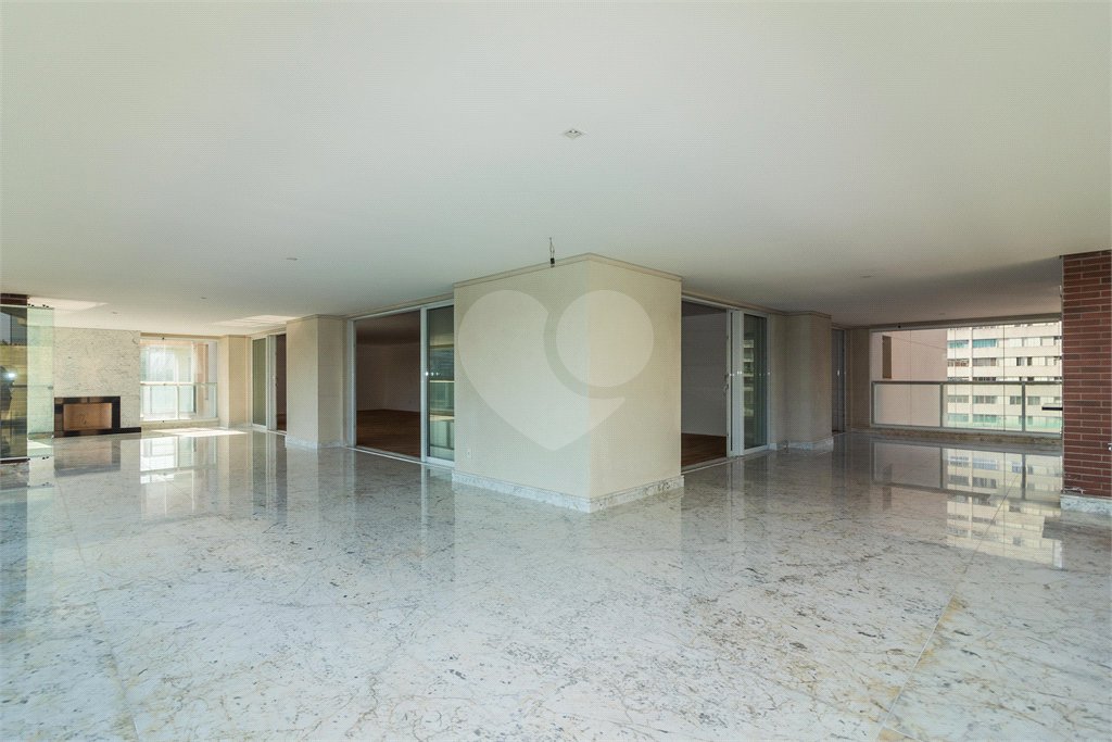 Apartamento à venda com 4 suítes em Ibirapuera, São Paulo, SP