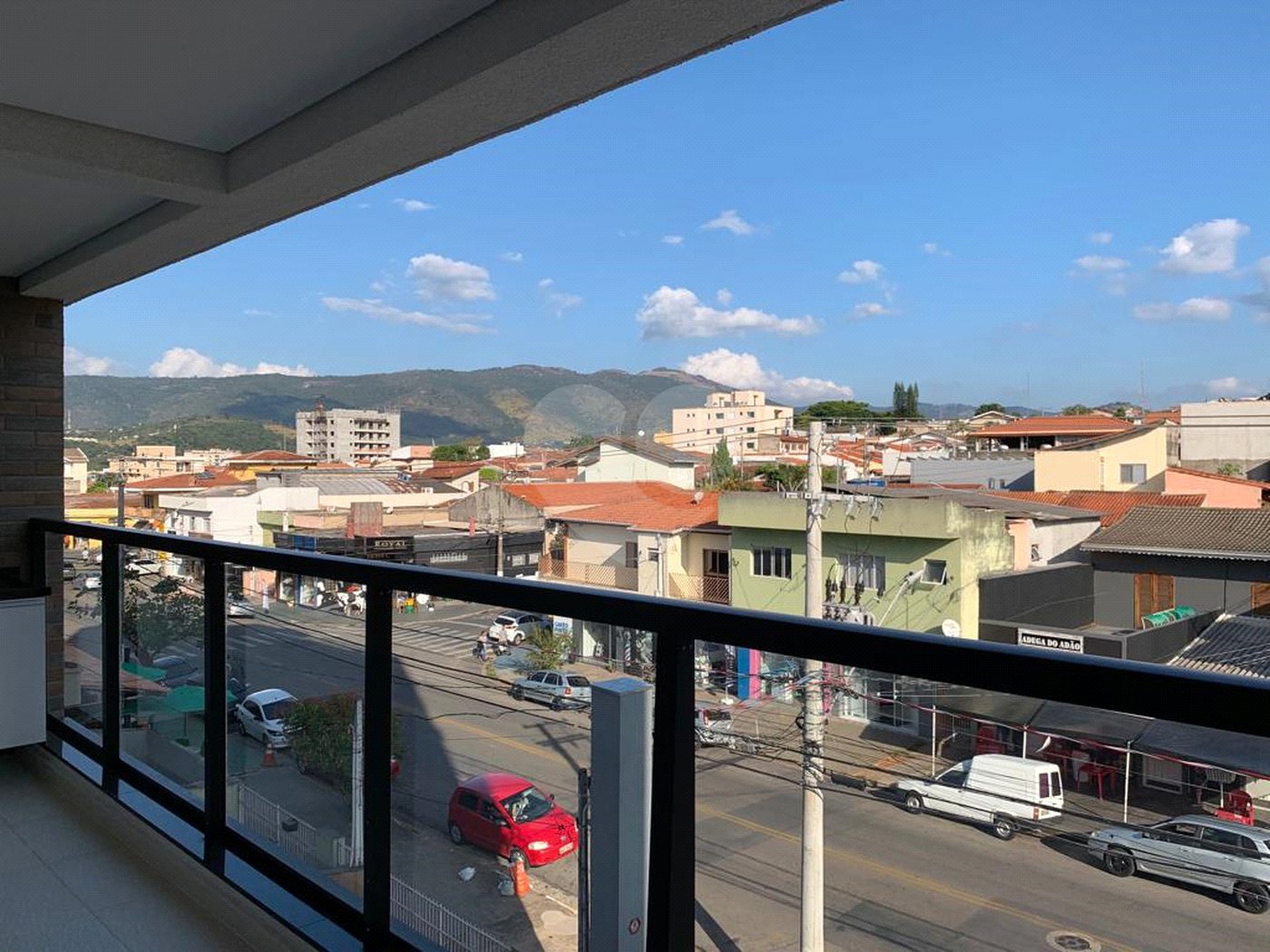 Apartamento à venda ou para alugar com 3 quartos, sendo 1 suíte, em Atibaia Jardim, Atibaia, SP