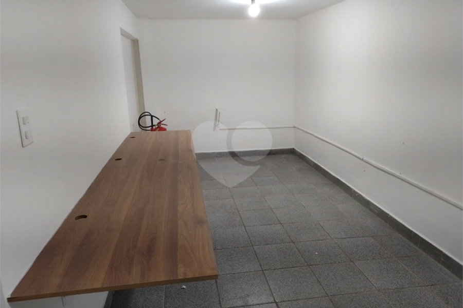 Sobrado à venda com 2 quartos, sendo 1 suíte, em Vila Nova Cachoeirinha, São Paulo, SP