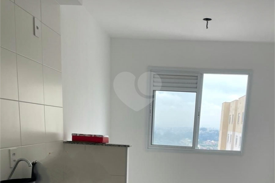 Apartamento à venda com 2 quartos em Cidade Tiradentes, São Paulo, SP