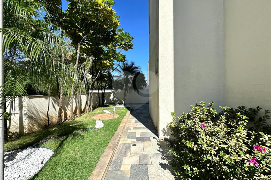 Apartamento à venda com 3 suítes em Santana, São Paulo, SP