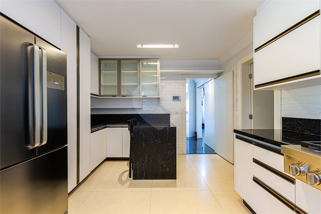 Casa à venda com 4 suítes em Alto de Pinheiros, São Paulo, SP
