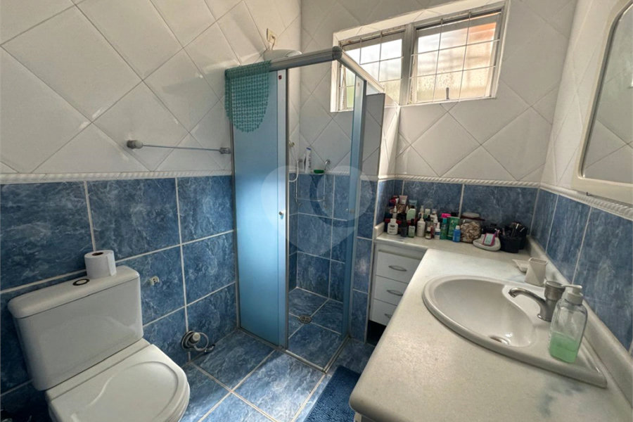 Casa à venda com 4 quartos, sendo 2 suítes, em Jardim São Bento, São Paulo, SP