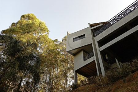 Casa à venda ou para alugar com 4 quartos, sendo 3 suítes, em Serra dos Lagos (jordanésia), Cajamar, SP