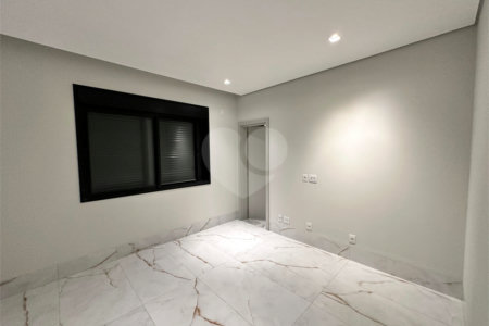 Casa à venda com 3 suítes no condomínio Villa Jardim, Cuiabá - MT