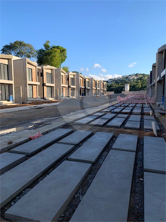 Casa à venda com 2 suítes no condomínio Residencial Vue26, Atibaia - SP