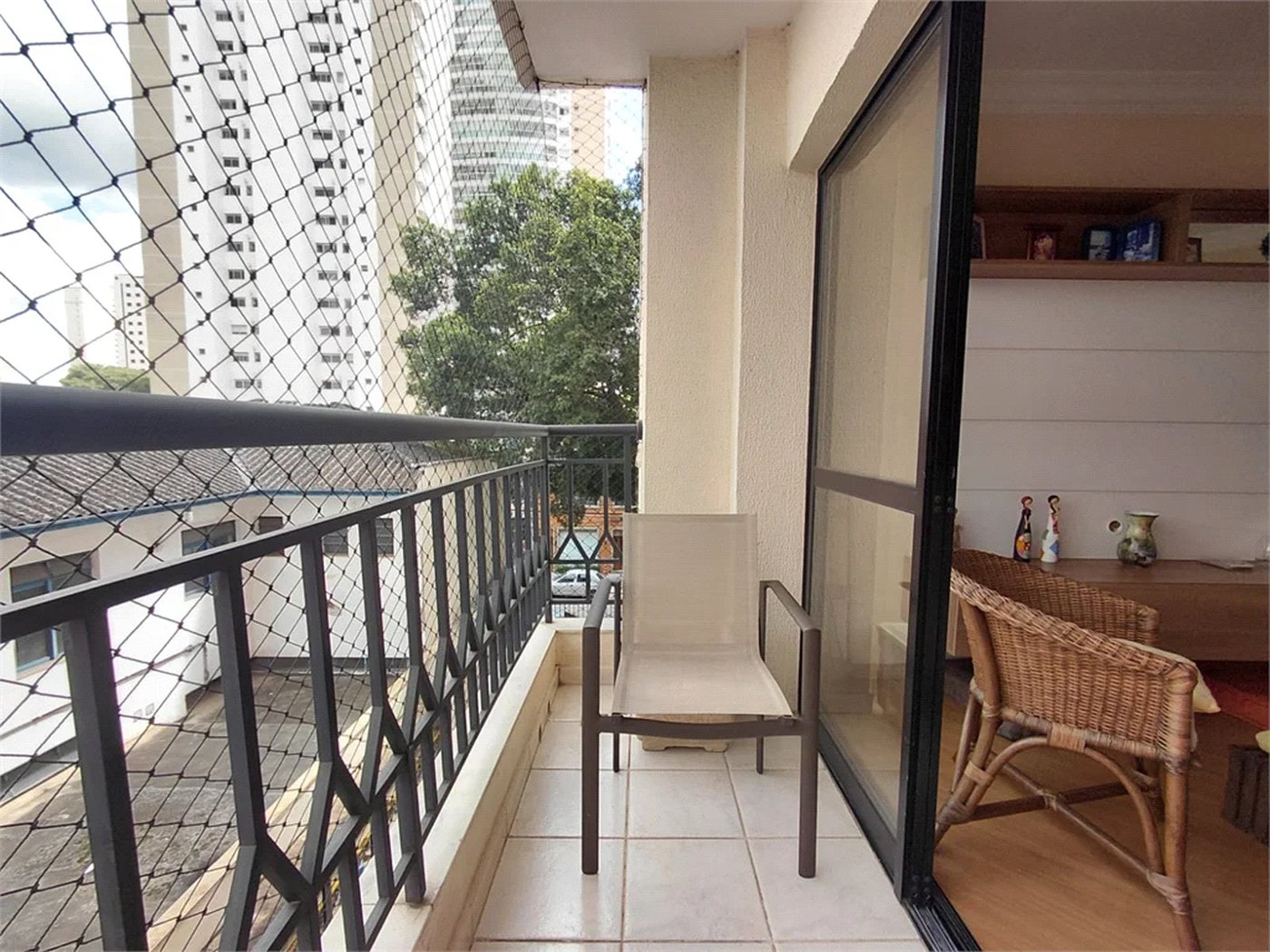 Apartamento à venda com 3 quartos, sendo 1 suíte,  em Vila Romana, São Paulo, SP