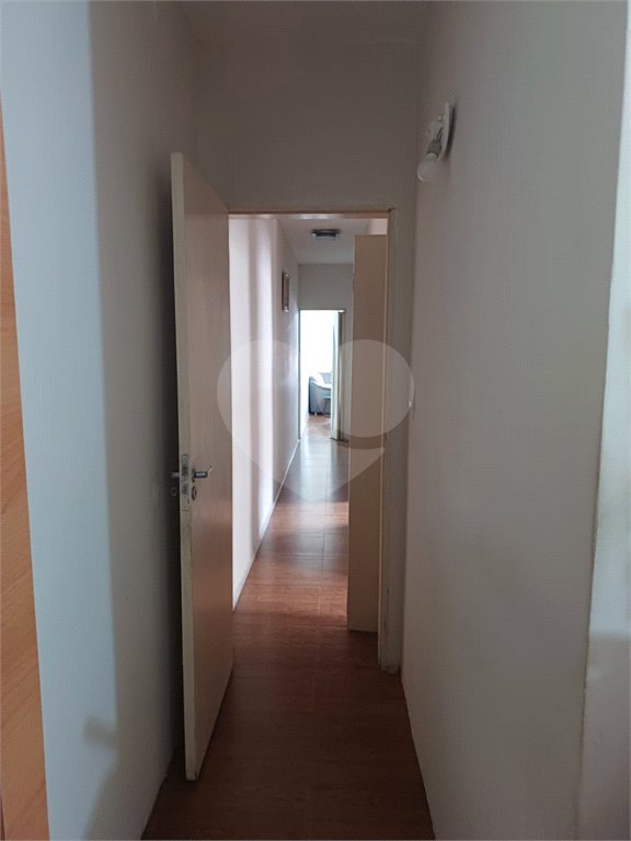 Casa à venda com 3 quartos, sendo 1 suíte,  no condomínio Altos de Poa, Poá - SP