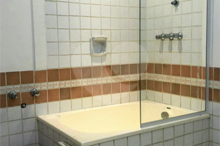 Apartamento à venda com 3 quartos, sendo 1 suíte, em Alto da Boa Vista, São Paulo, SP