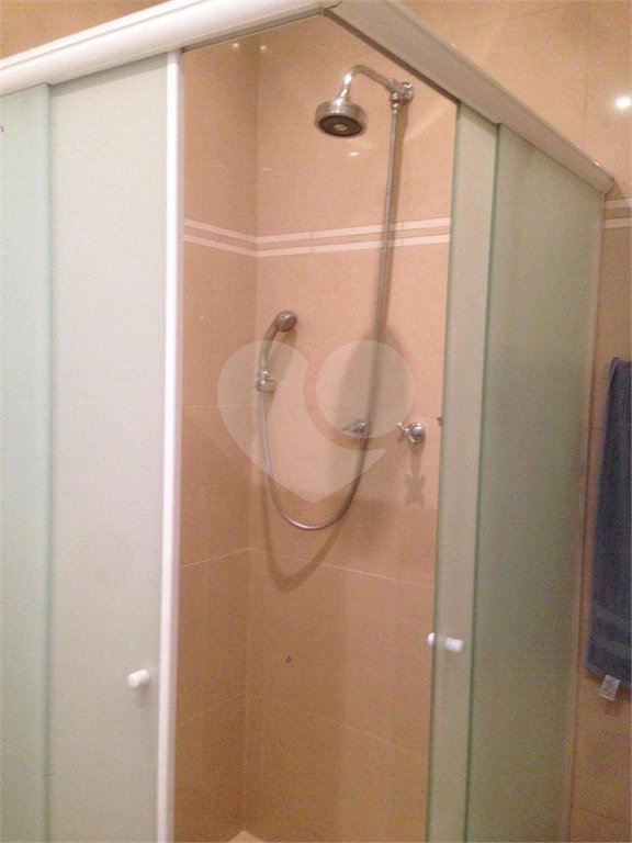 Sobrado à venda com 4 quartos, sendo 1 suíte, em Jardim Novo Mundo, São Paulo, SP