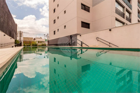 Apto com vista linda e piscina no Bom Retiro