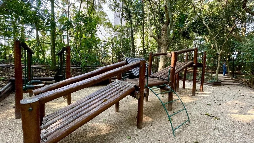 Apartamento à venda com 2 suítes em Parque do Morumbi, São Paulo, SP