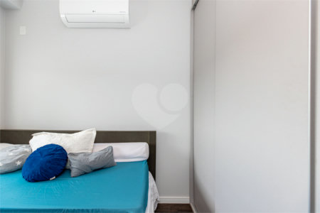 Apartamento à venda com 3 quartos, sendo 1 suíte,  em Chácara Flora, São Paulo, SP