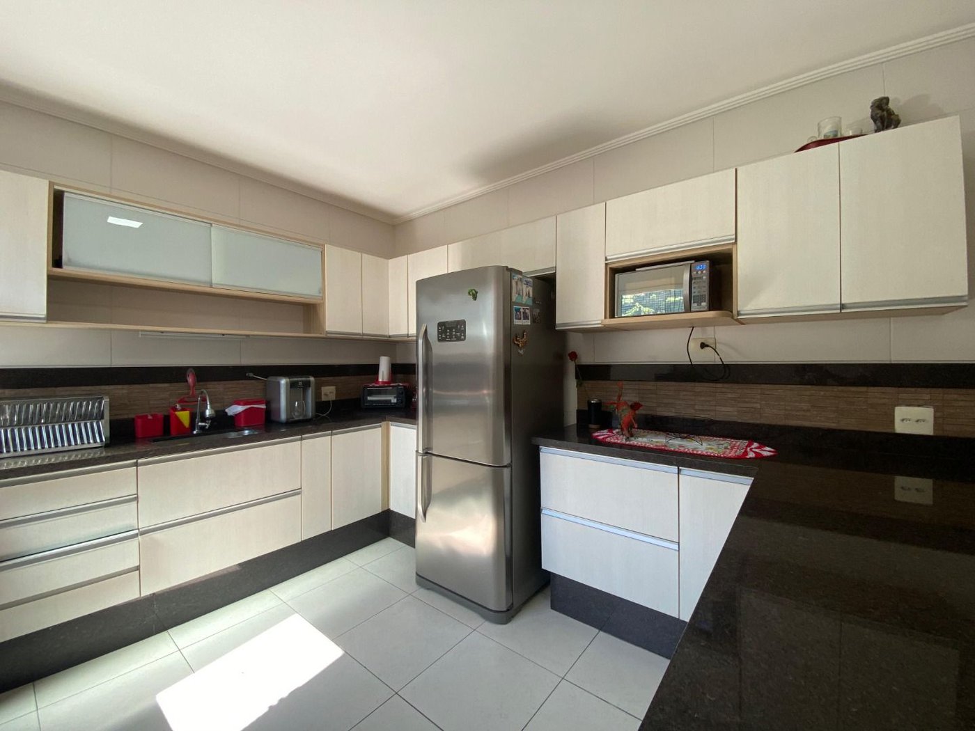 Casa com 2 dormitórios à venda, 127 m² por R$ 640.000,00 - Marapé - Santos/SP