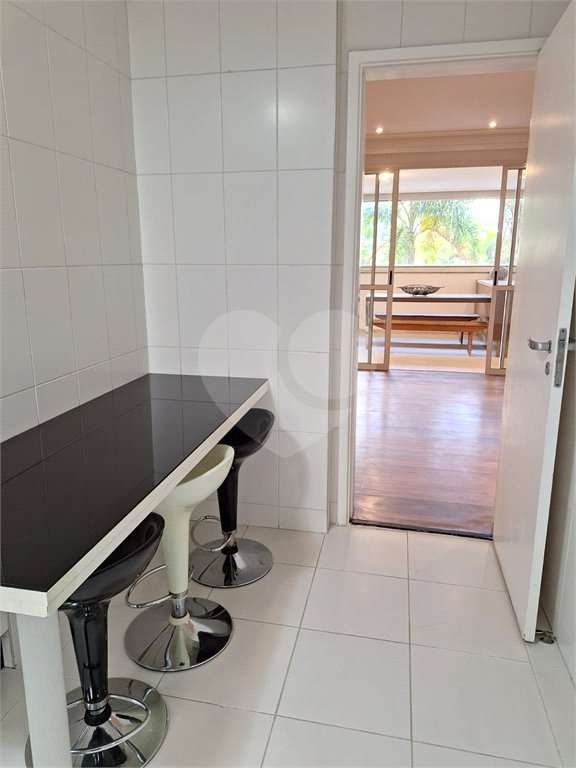 Apartamento à venda com 4 quartos, sendo 3 suítes,  em Vila Gertrudes, São Paulo, SP
