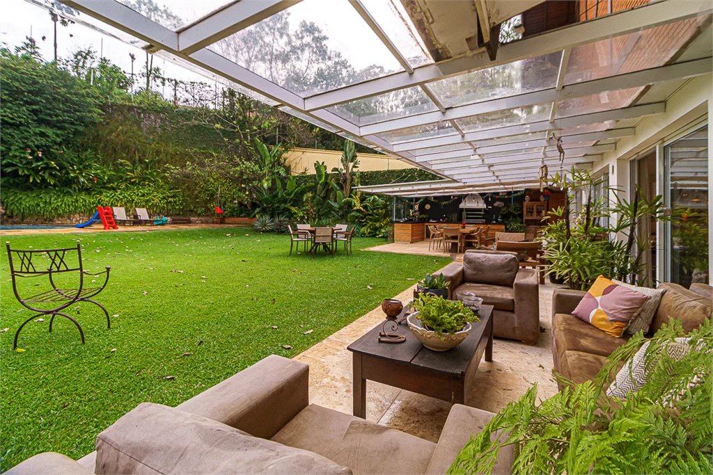 Casa à venda com 5 suítes em Jardim Morumbi, São Paulo, SP