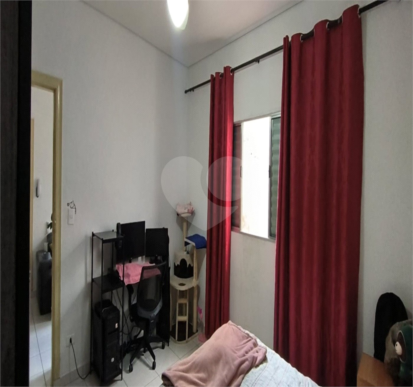 Casa Térrea à venda com 5 quartos, sendo 1 suíte, em Chora Menino, São Paulo, SP