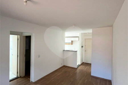 Apartamento à venda com 2 quartos em Jardim do Lago, São Paulo, SP