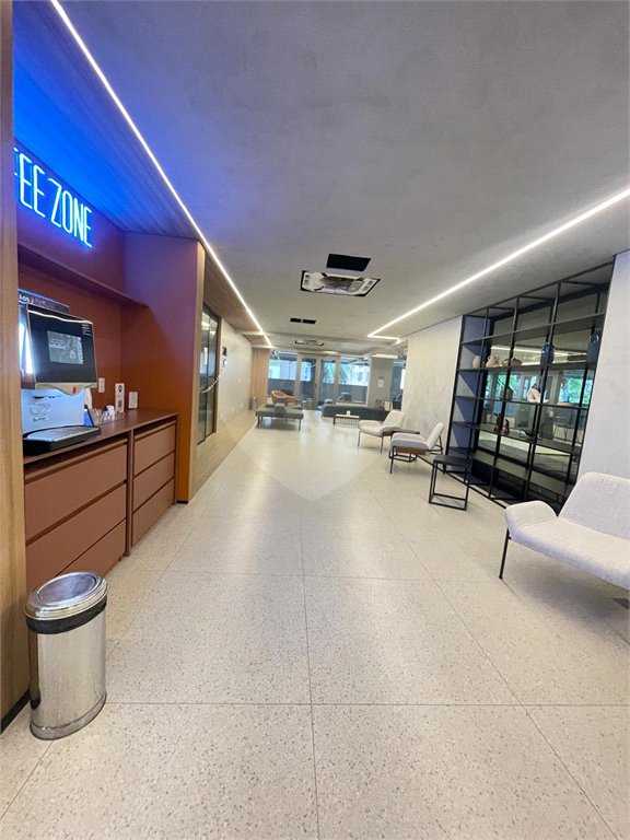 Apartamento à venda com 3 quartos, sendo 1 suíte, em Indianópolis, São Paulo, SP
