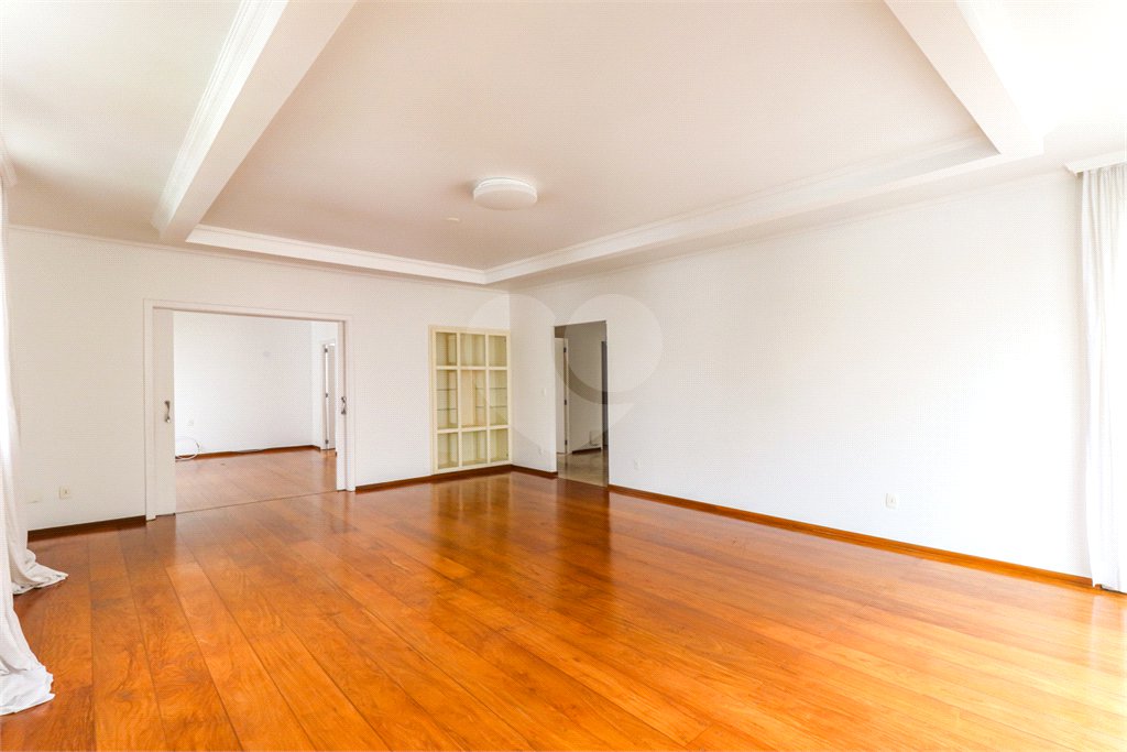 Apartamento à venda com 4 quartos, sendo 1 suíte, em Jardim Paulista, São Paulo, SP