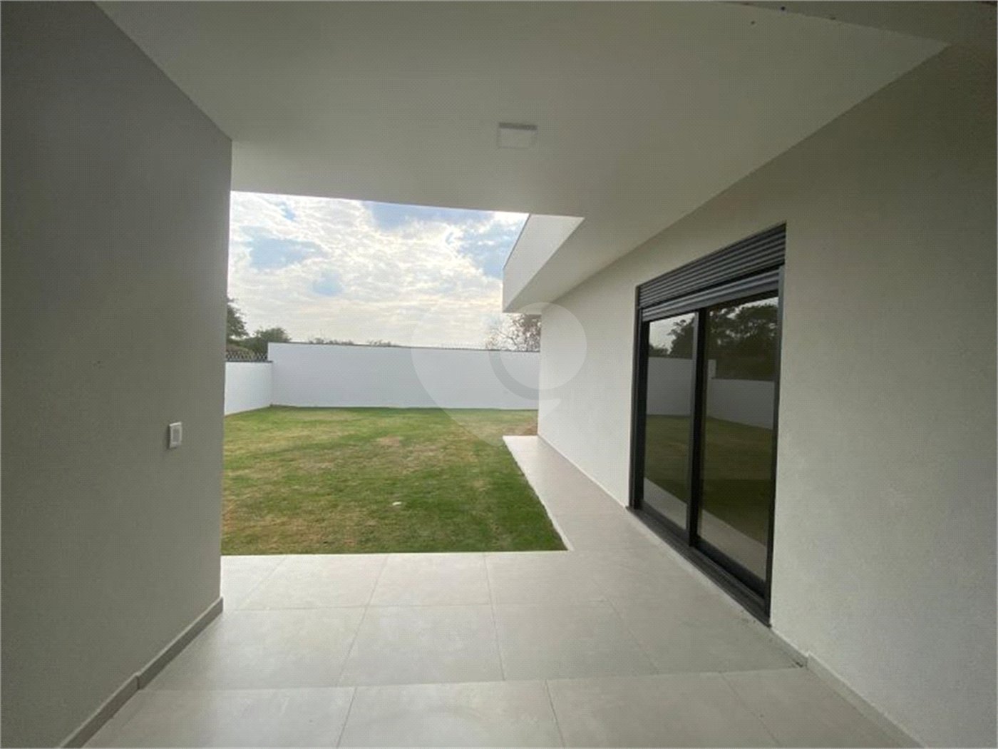 Casa à venda com 3 suítes no condomínio Campo de Toscana, Vinhedo - SP