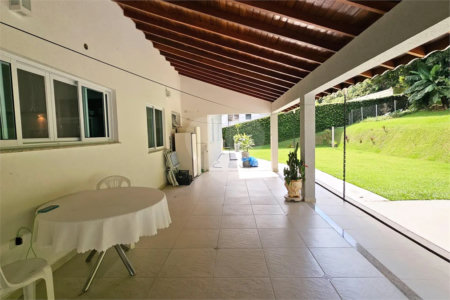 Casa à venda com 5 suítes no condomínio Capital Ville 2, Jundiaí - SP