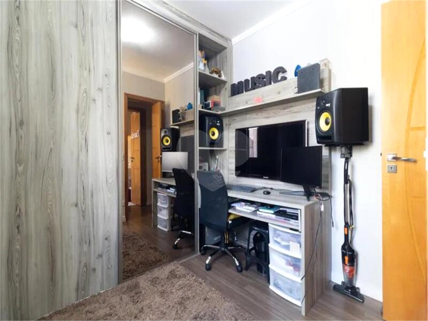 Apartamento à venda com 3 quartos, sendo 1 suíte, em Vila Mariana, São Paulo, SP