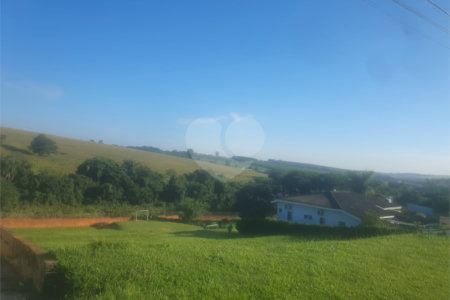 Terreno à venda no condomínio Village Ipanema 1, Araçoiaba da Serra - SP