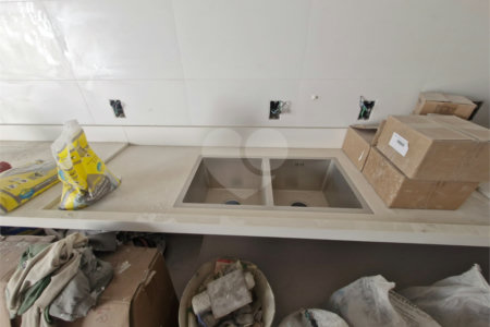 Casa à venda com 4 suítes no condomínio Vale das Palmeiras., Rio de Janeiro - RJ