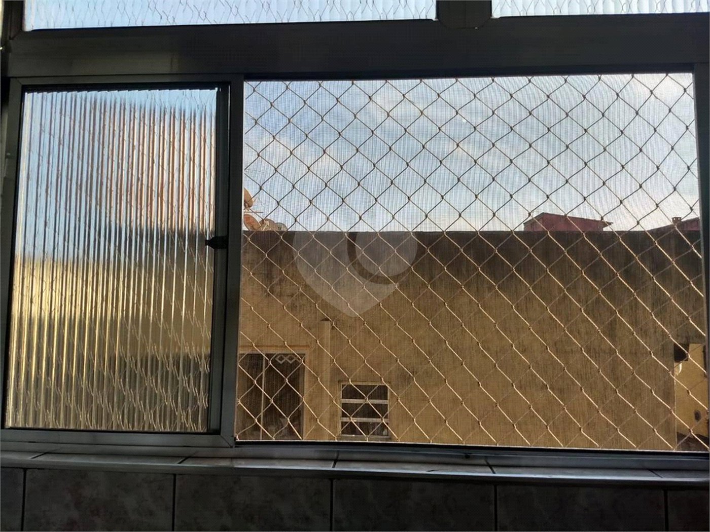 Apartamento à venda com 2 quartos em Parque São Francisco, Ferraz de Vasconcelos, SP