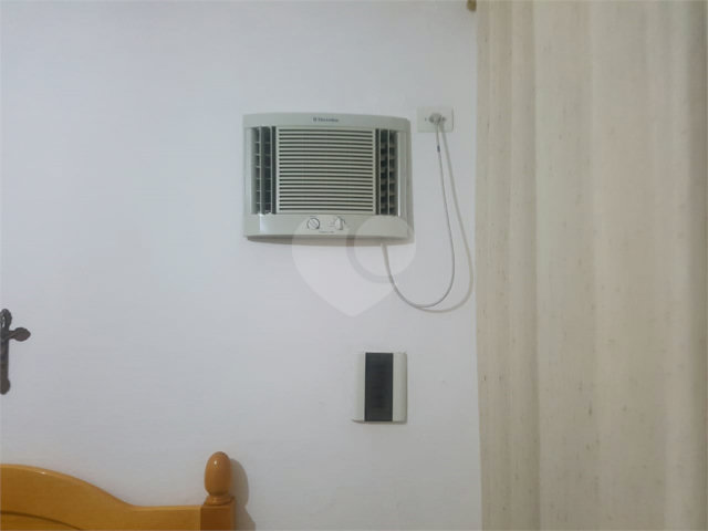 Sobrado à venda com 5 quartos, sendo 2 suítes,  em Horto, São Paulo, SP