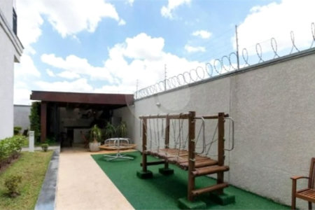 Apartamento à venda com 3 quartos, sendo 1 suíte, em Jardim Flor da Montanha, Guarulhos, SP
