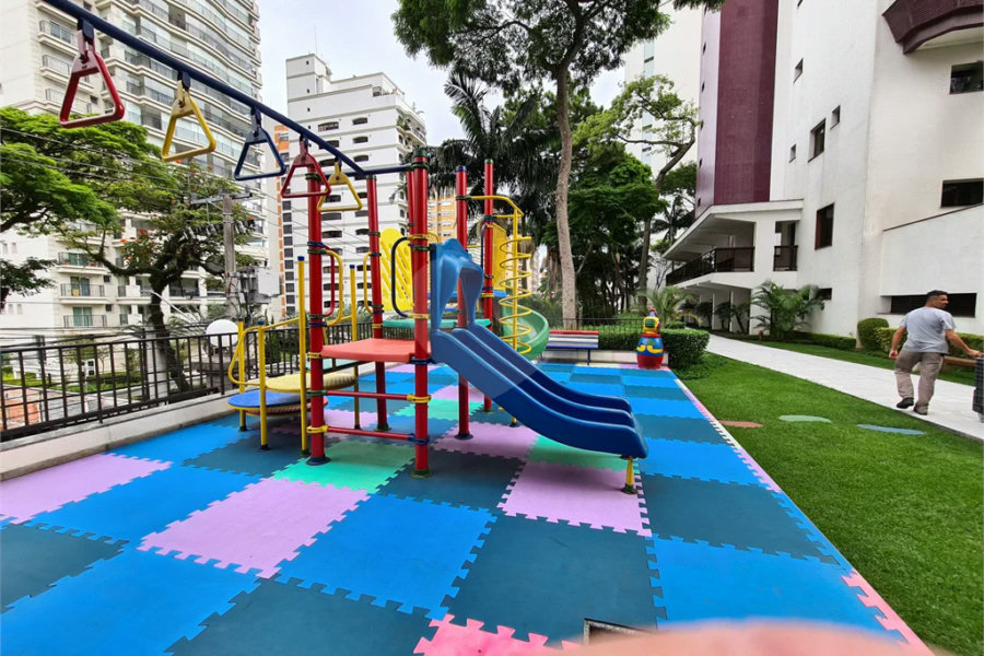 Apartamento à venda com 3 suítes em Santana, São Paulo, SP