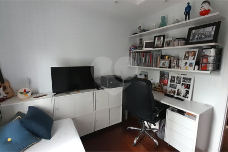 Apartamento à venda com 3 suítes em Perdizes, São Paulo, SP
