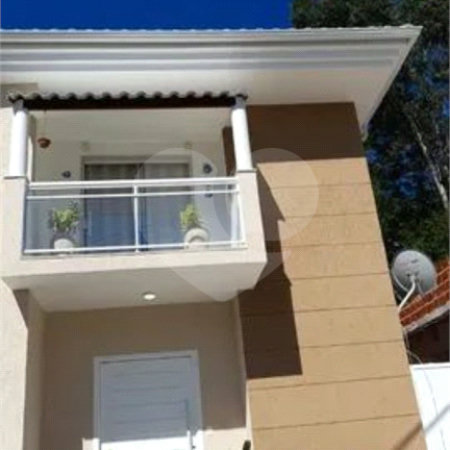 Casa à venda com 4 quartos, sendo 1 suíte, no condomínio River Plate, Rio de Janeiro - RJ