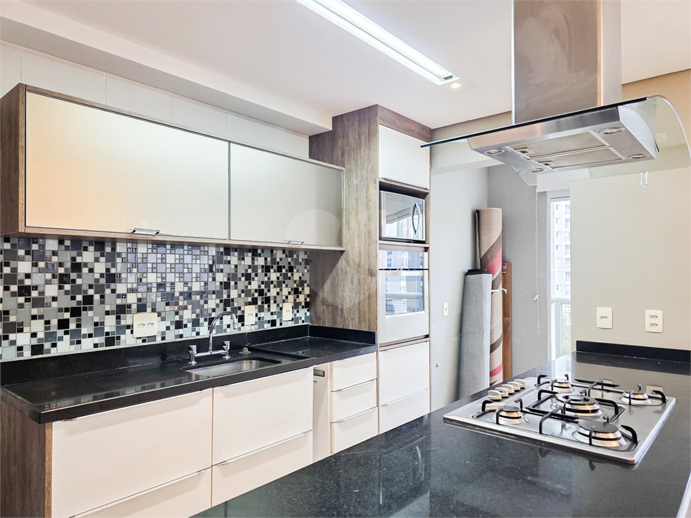 Apartamento à venda com 2 suítes em Vila Andrade, São Paulo, SP