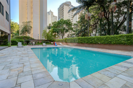 Apartamento à venda com 4 suítes em Moema, São Paulo, SP